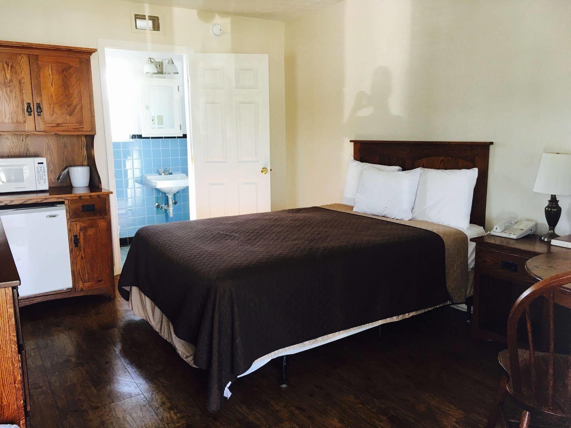 Aberdeen Brown'S Motel מראה חיצוני תמונה